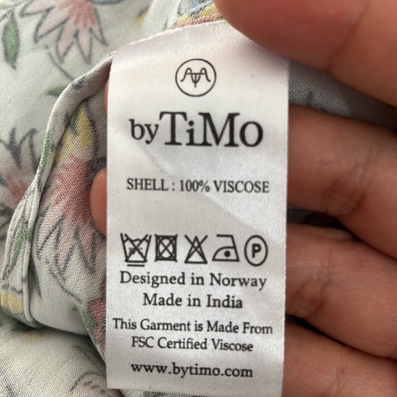 byTiMo
Crepe Satin Belted Maxi Dress size M New - Picture 15 of 15